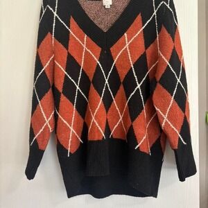 A New Day oversized orange and black argyle Fall sweater Medium